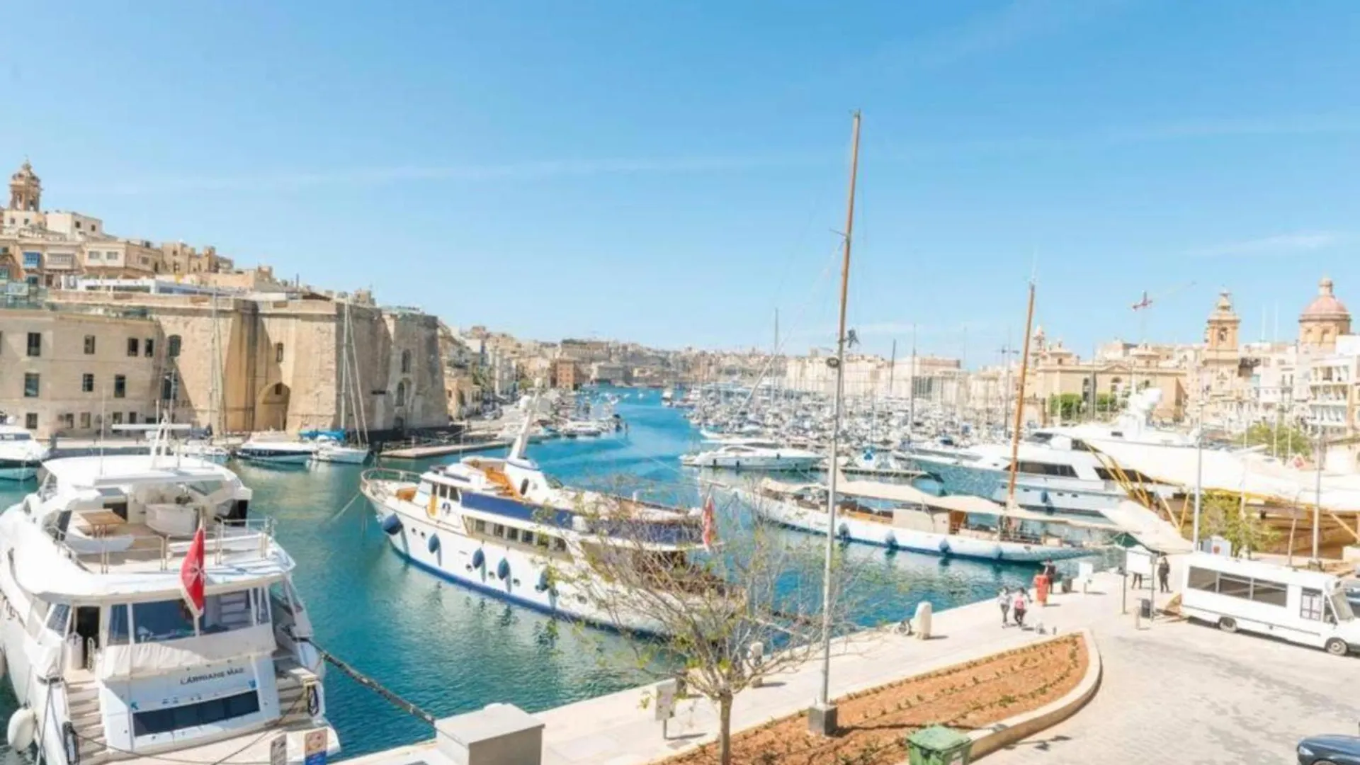 Authentic Gf Apartment With Terrace At The 3 Cities Marina Cospicua 0*,