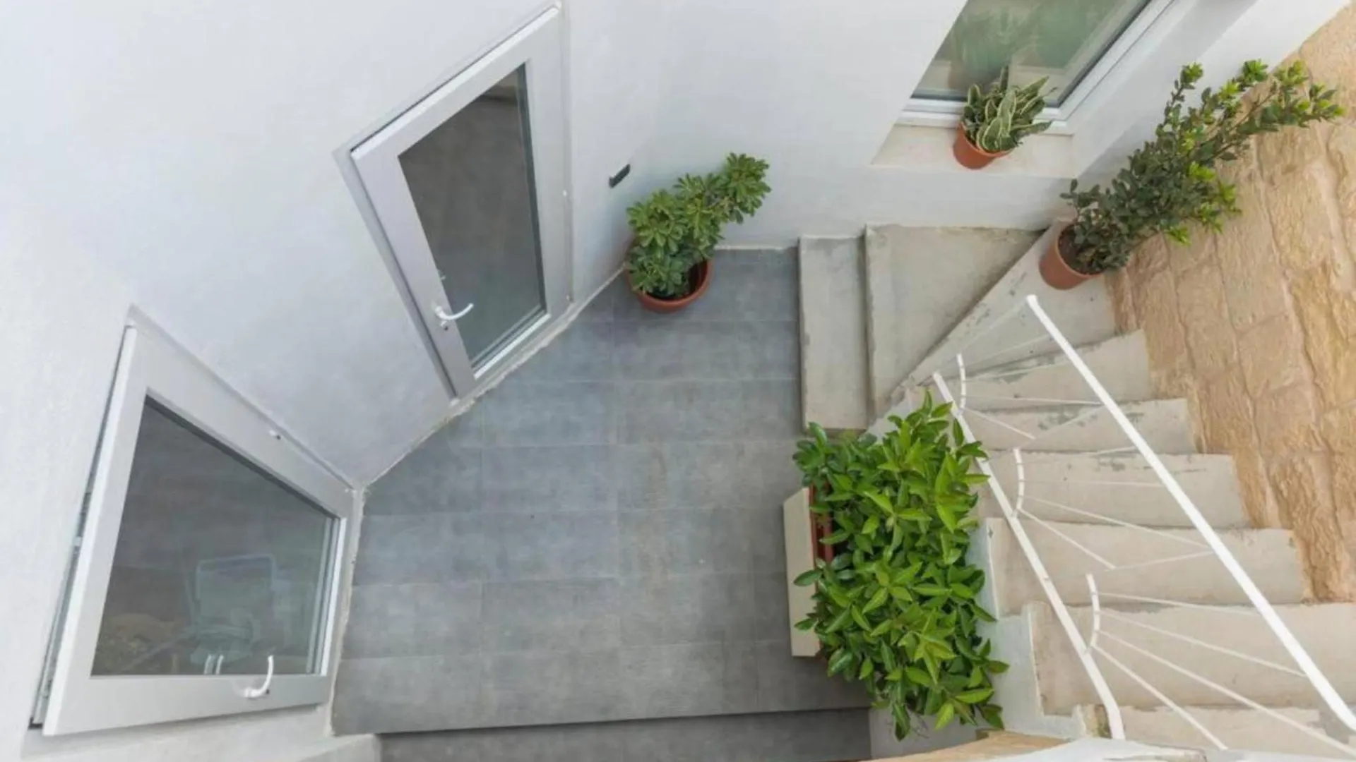 Authentic Gf Apartment With Terrace At The 3 Cities Marina Cospicua